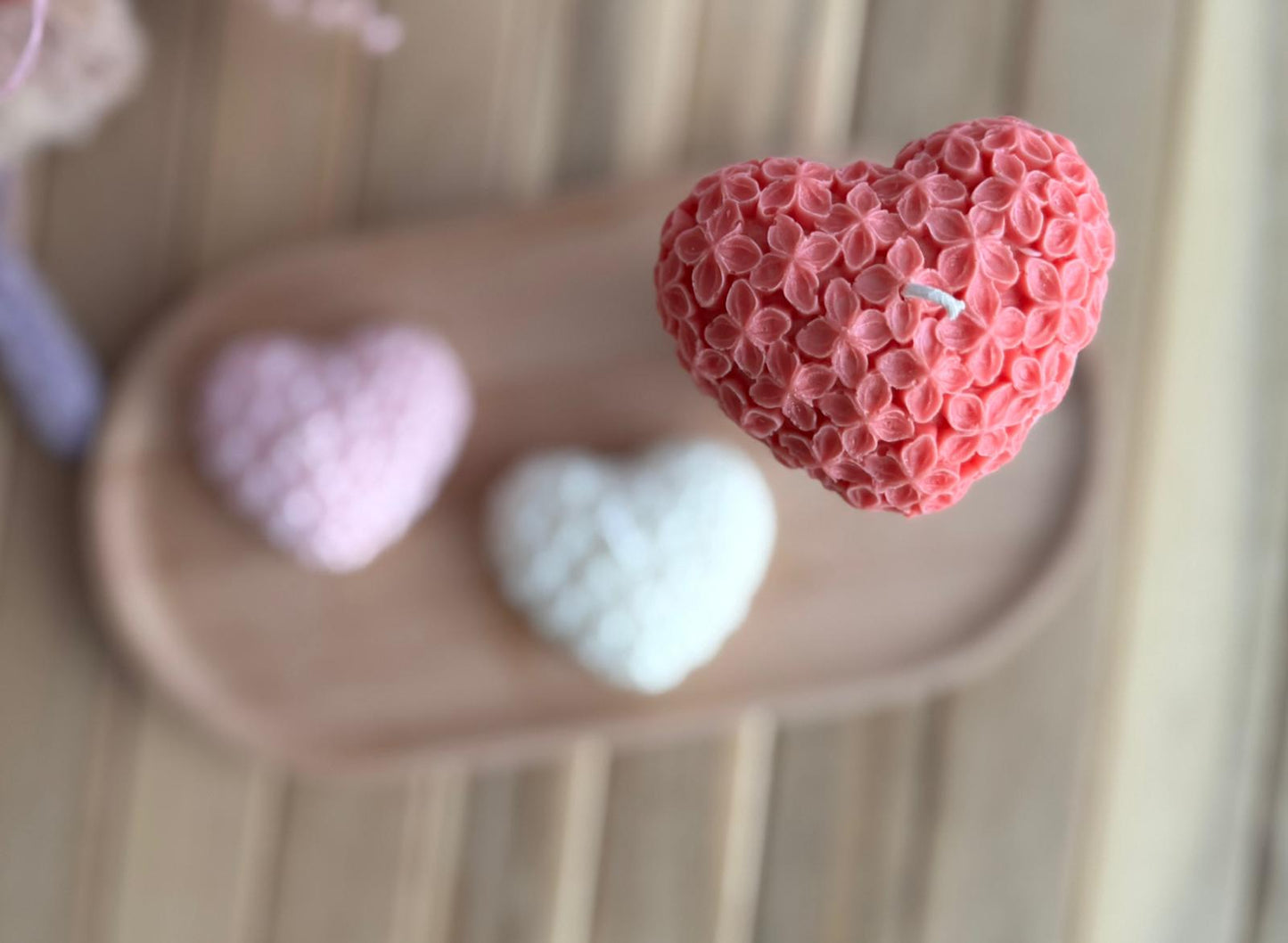 Vela decorativa corazón floral